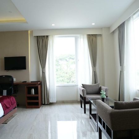 Prism A Boutique Hotel Jorhat Ngoại thất bức ảnh