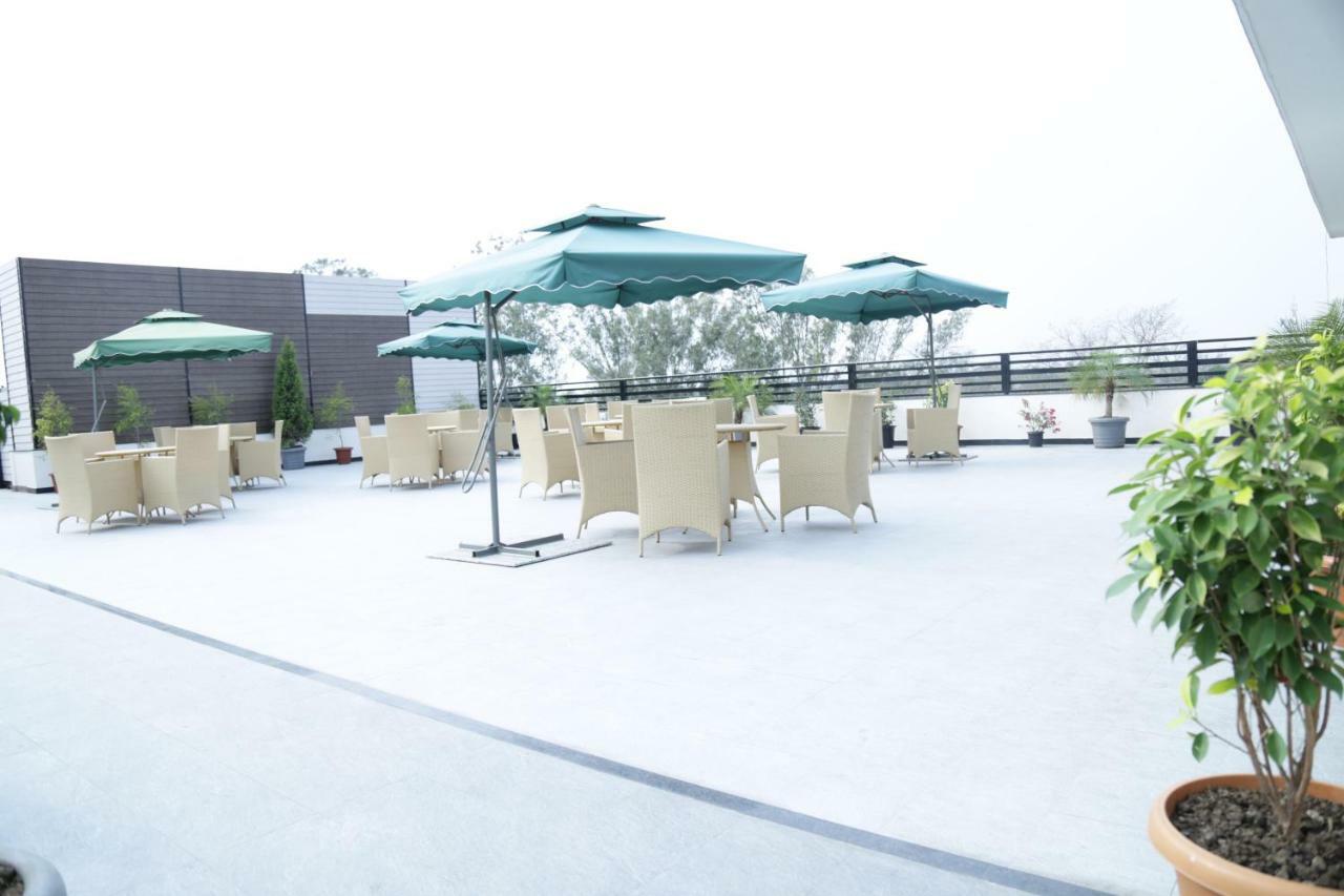 Prism A Boutique Hotel Jorhat Ngoại thất bức ảnh